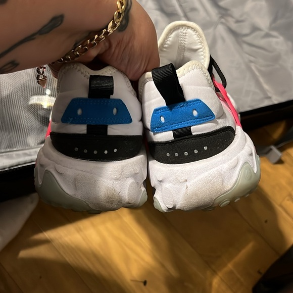 White hyper pink - Picture 5 of 7